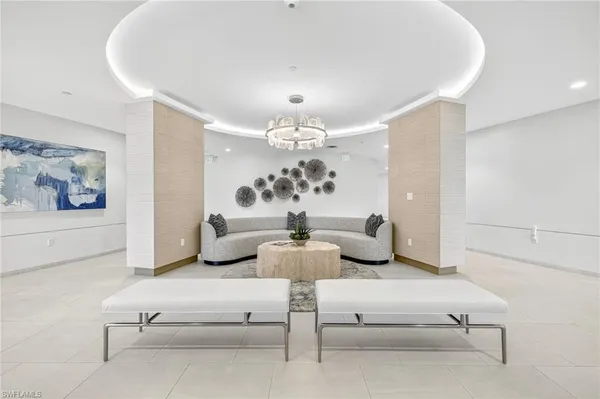 $9,000 | 4001 Gulf Shore Boulevard North, Unit 303, Naples, FL 34103