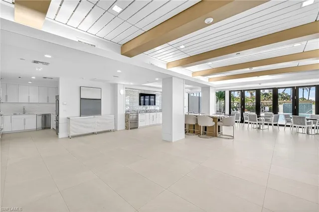 $9,000 | 4001 Gulf Shore Boulevard North, Unit 303, Naples, FL 34103