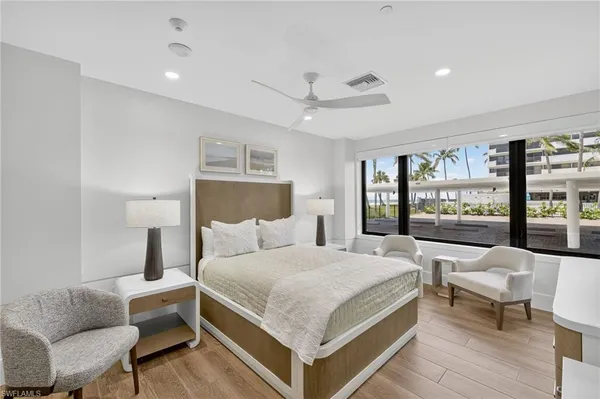 $9,000 | 4001 Gulf Shore Boulevard North, Unit 303, Naples, FL 34103