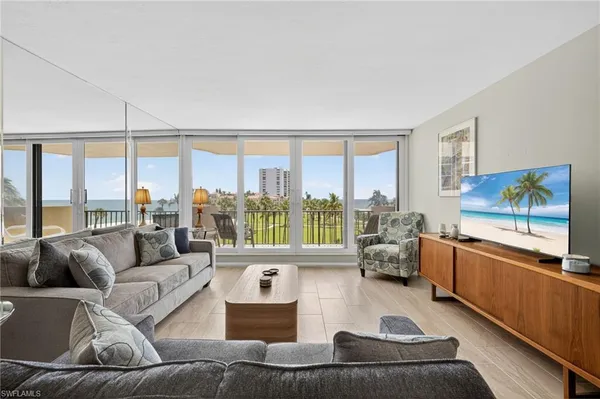 $9,000 | 4001 Gulf Shore Boulevard North, Unit 303, Naples, FL 34103