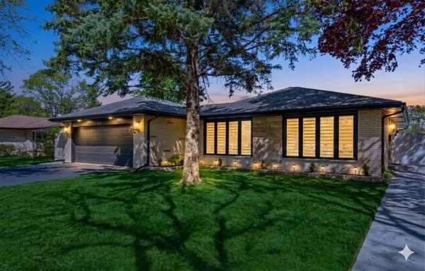 $639,800 | 1535 Marshall Drive, Des Plaines, IL 60018
