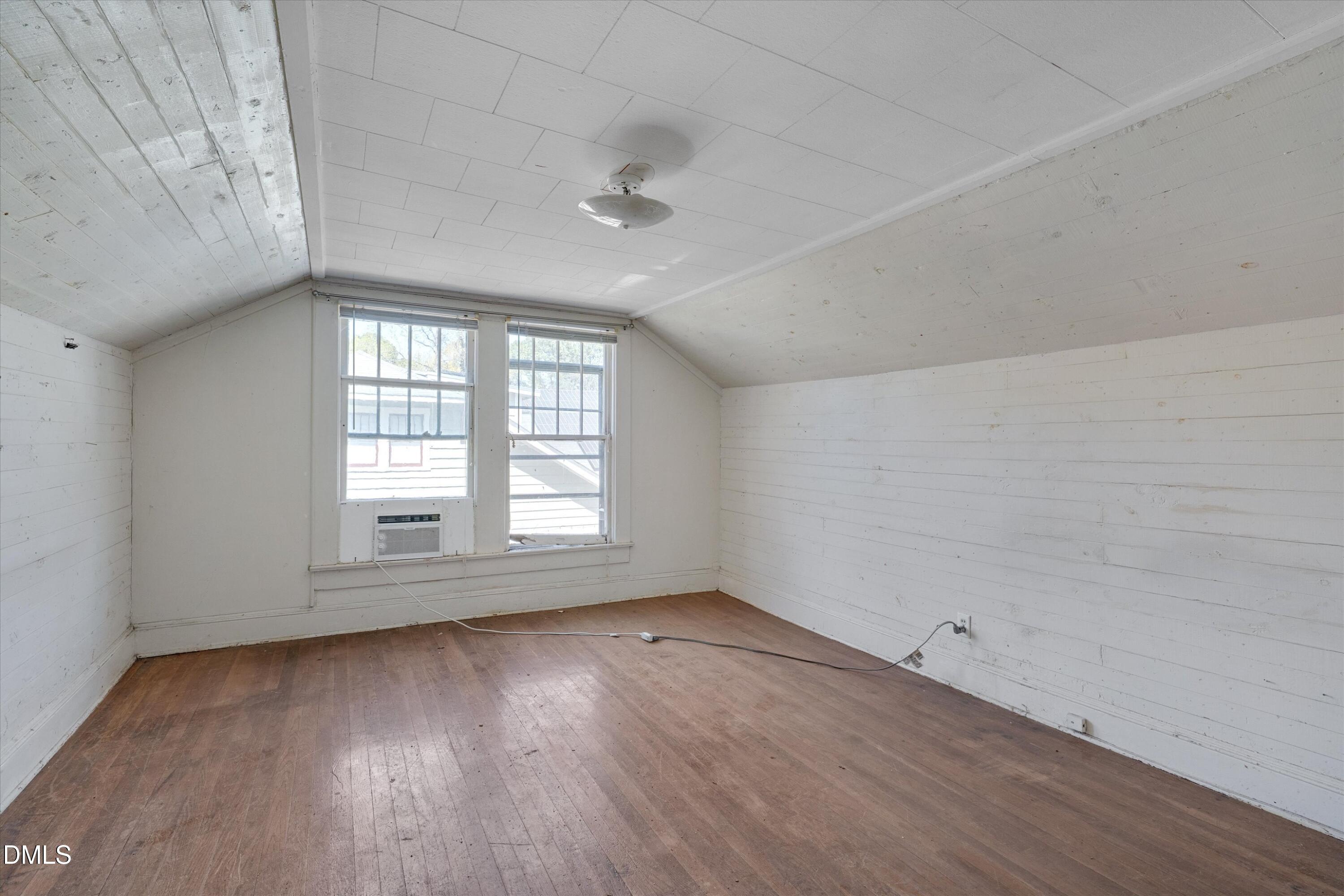 2607 Chapel Hill Road Durham, NC 27707 - Photo 26 of 28