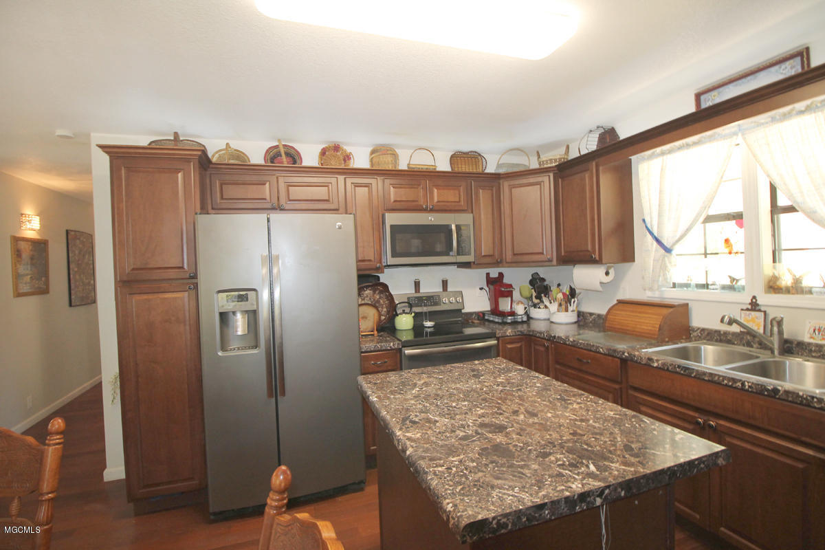 6211 Merrill Road Lucedale, MS 39452 - Photo 14 of 36 2 (6)
