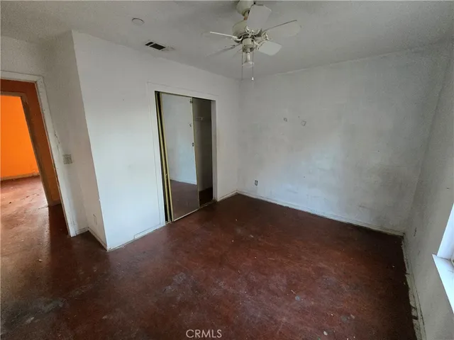 a view of a backyard of the house