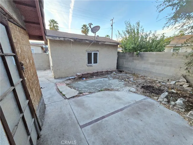 $440,000 | 2821 6th Street, Riverside, CA 92507