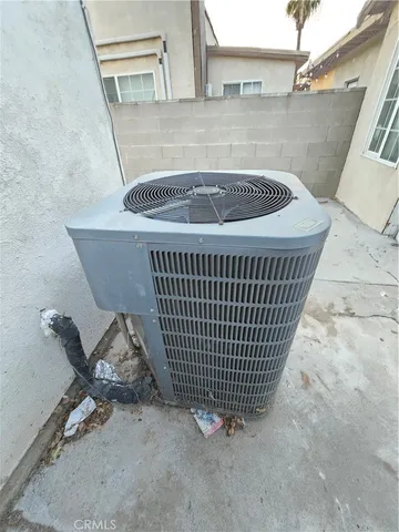 $440,000 | 2821 6th Street, Riverside, CA 92507