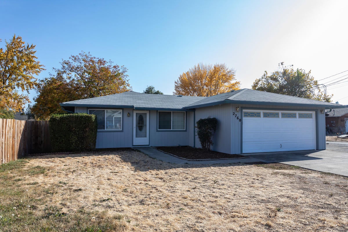 2760 Merriman Road Medford, OR 97501 - Photo 1 of 23 1