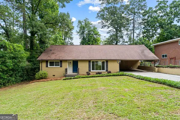 $235,000 | 308 Clairmont Drive, Warner Robins, GA 31088