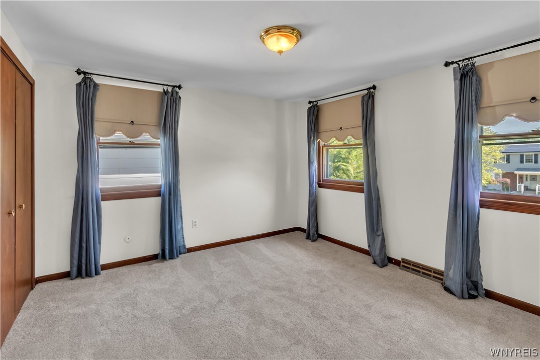 74 Heritage Road West Amherst, NY 14221 - Photo 26 of 42 Bedroom #2