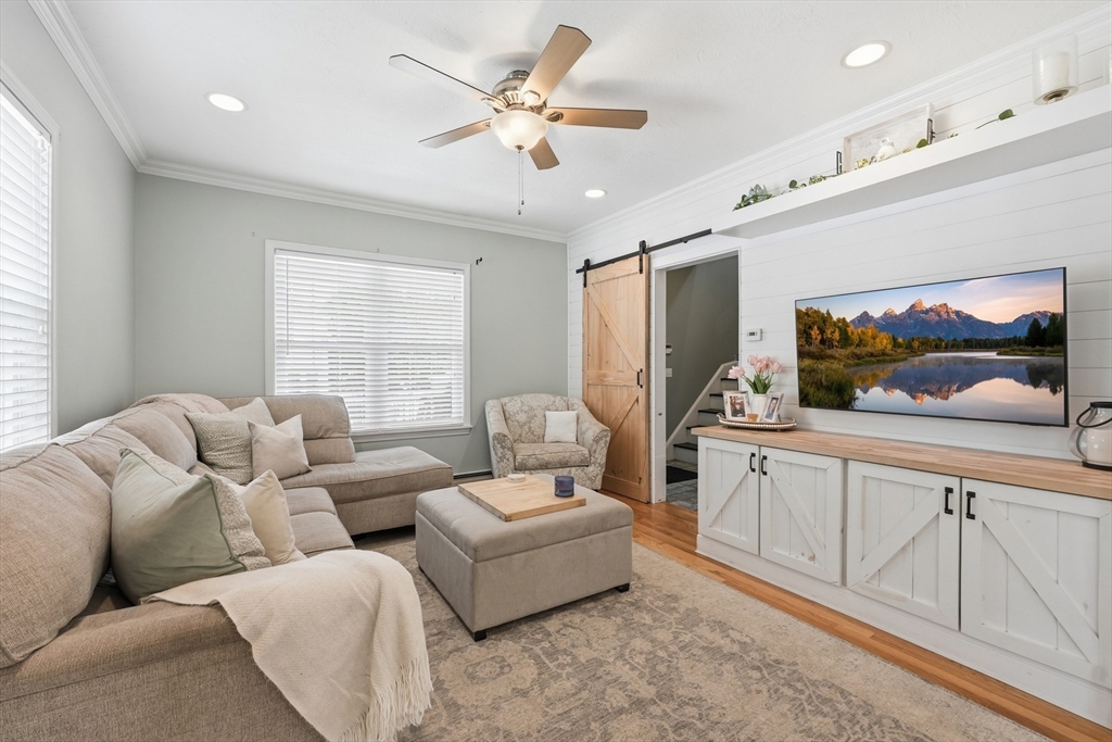 6 Anderson Avenue Worcester, MA 01604 - Photo 9 of 39