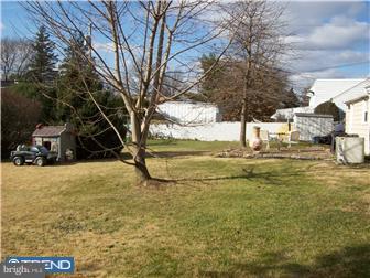 416 County Line Road Huntingdon Valley, PA 19006 - Photo 12 of 12 Exterior Back