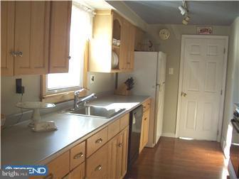 416 County Line Road Huntingdon Valley, PA 19006 - Photo 5 of 12 Kitchen