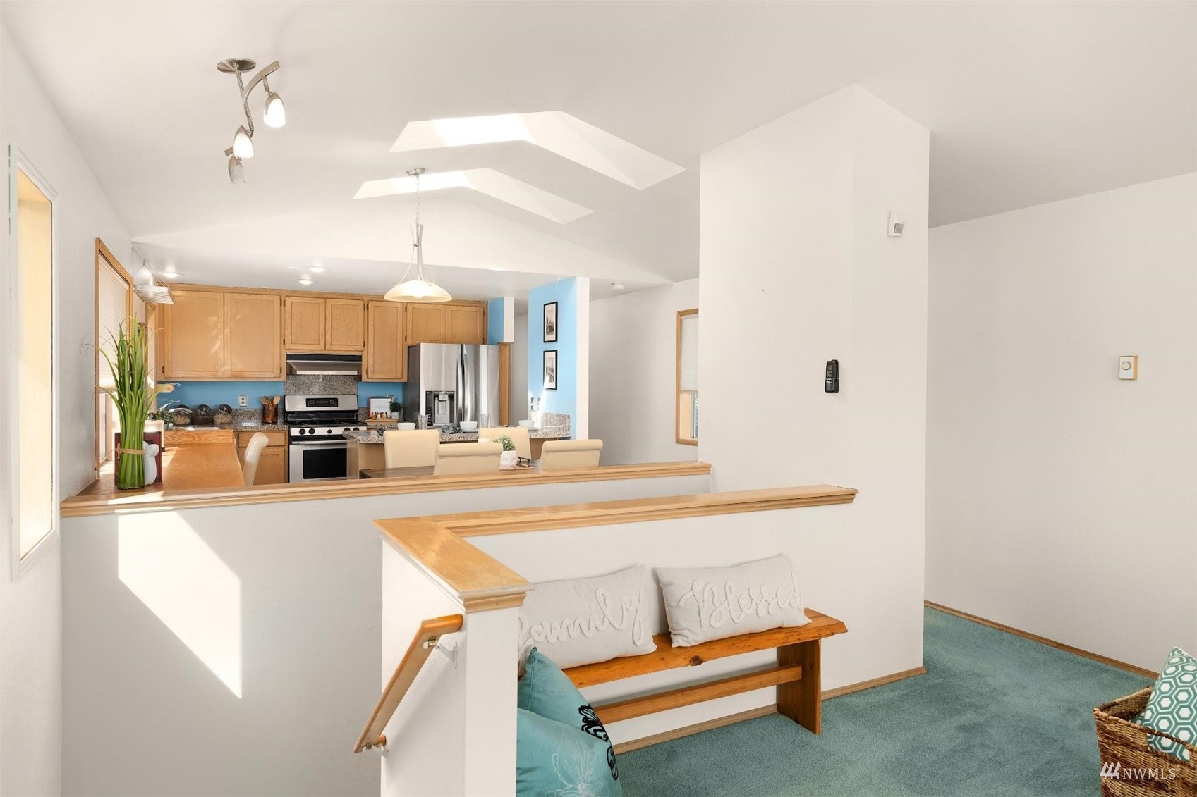 734 North 70th Street Seattle, WA 98103 - Photo 5 of 27 Gallery Image 5