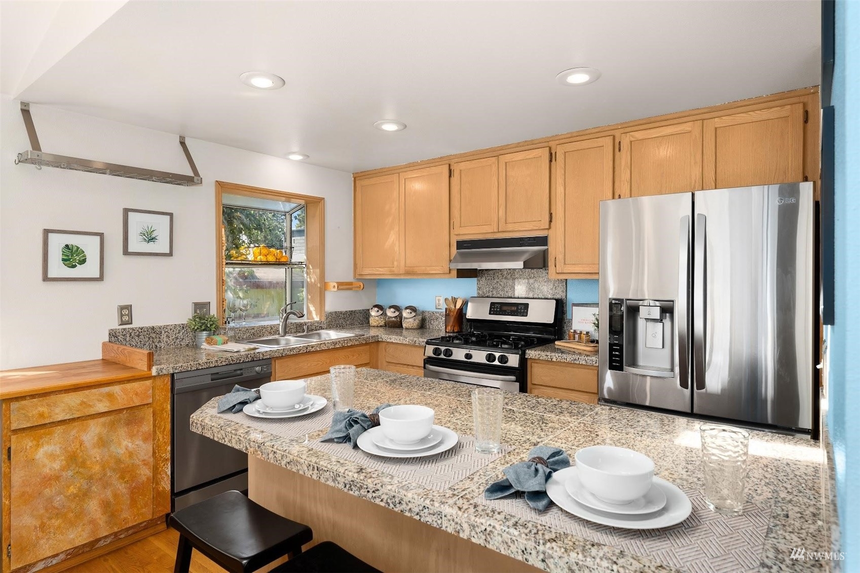 734 North 70th Street Seattle, WA 98103 - Photo 9 of 27 Gallery Image 9