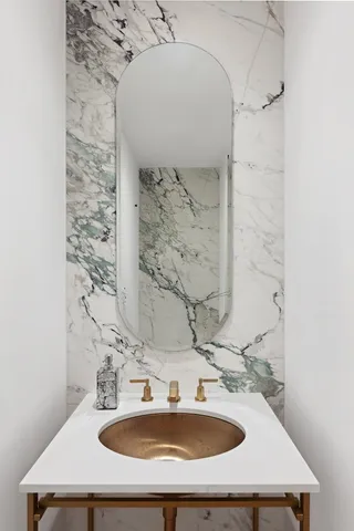 $1,550,000 | 393 West End Avenue, Unit 5G | Upper West Side