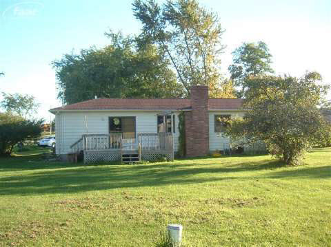 5094 Lahring Road Linden, MI 48451 - Photo 2 of 9 20375770-1.JPG