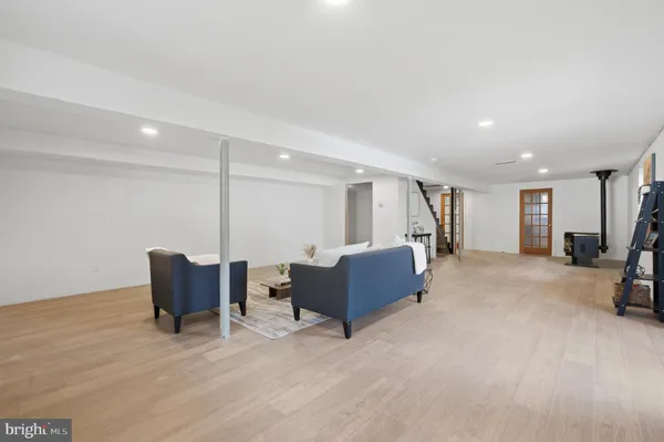 a view of entryway livingroom and hall