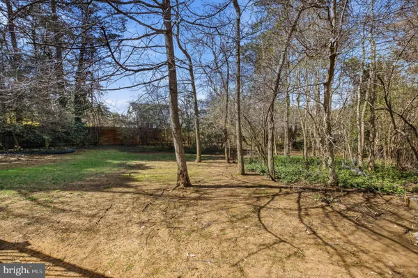 $1,125,000 | 902 Echols Street Southeast, Vienna, VA 22180