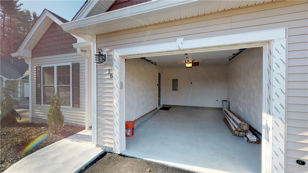 9 Rivers Edge Drive Coventry, RI 02816 - Photo 3 of 16 Gallery Image 3