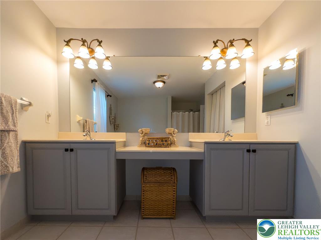 5331 Greenbriar Drive Bethlehem, PA 18017 - Photo 27 of 58 Dual vanities