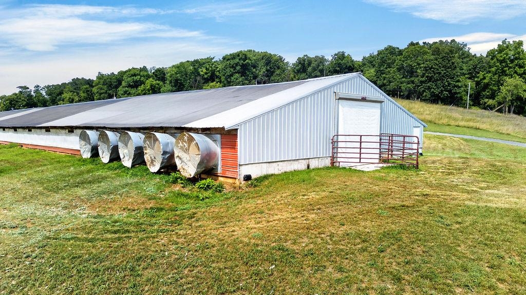 147 Coleytown Road Waynesboro, VA 22980 - Photo 24 of 71 Gallery Image 24