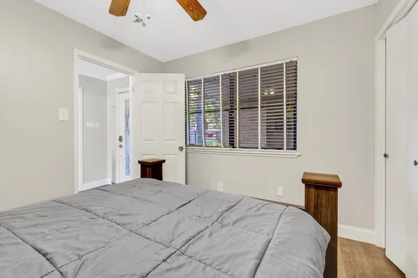 $279,900 | 148 South Oak Bluff Street, Trinity, TX 75862