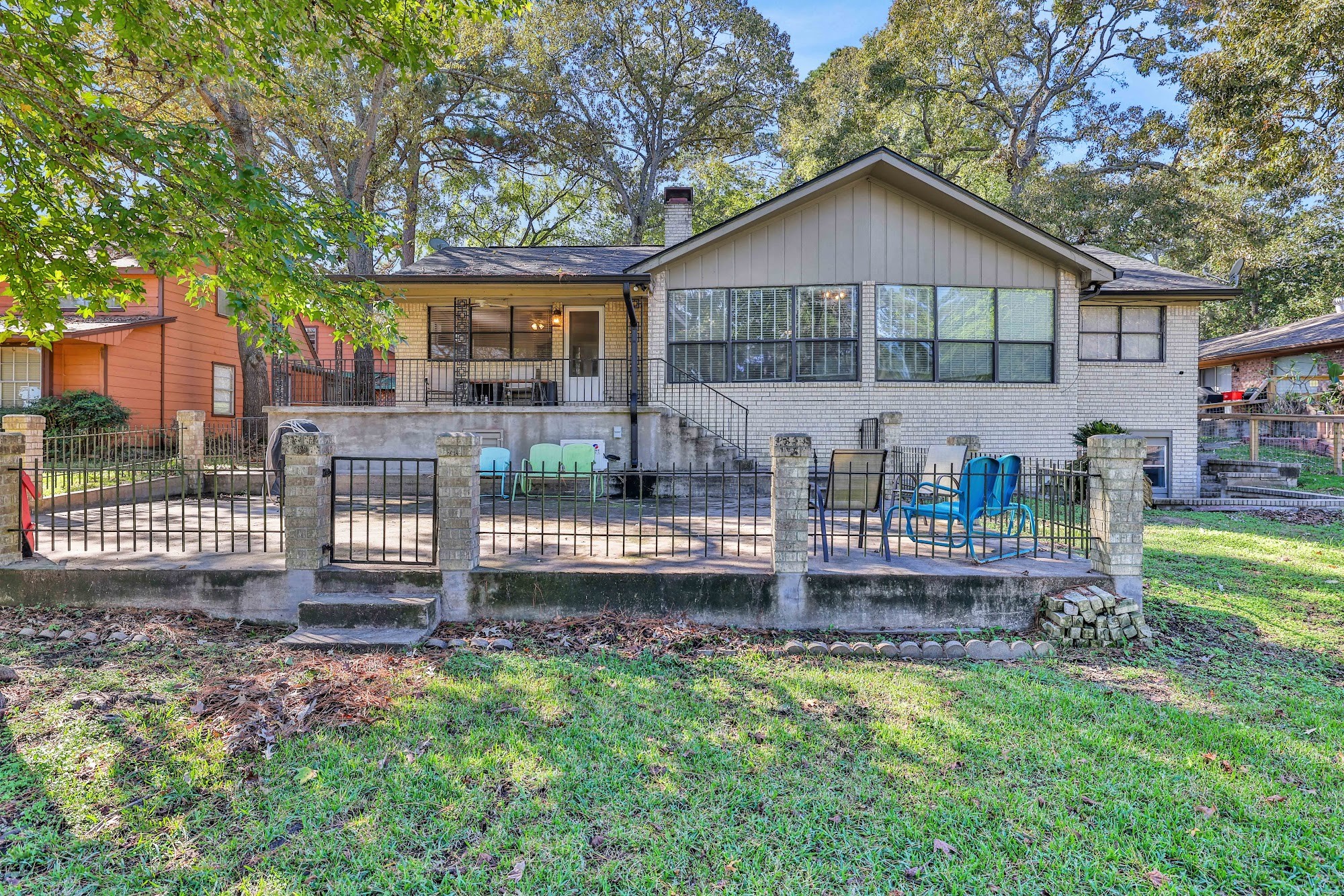 148 South Oak Bluff Street Trinity, TX 75862 - Photo 42 of 46 a front view of a house with a yard