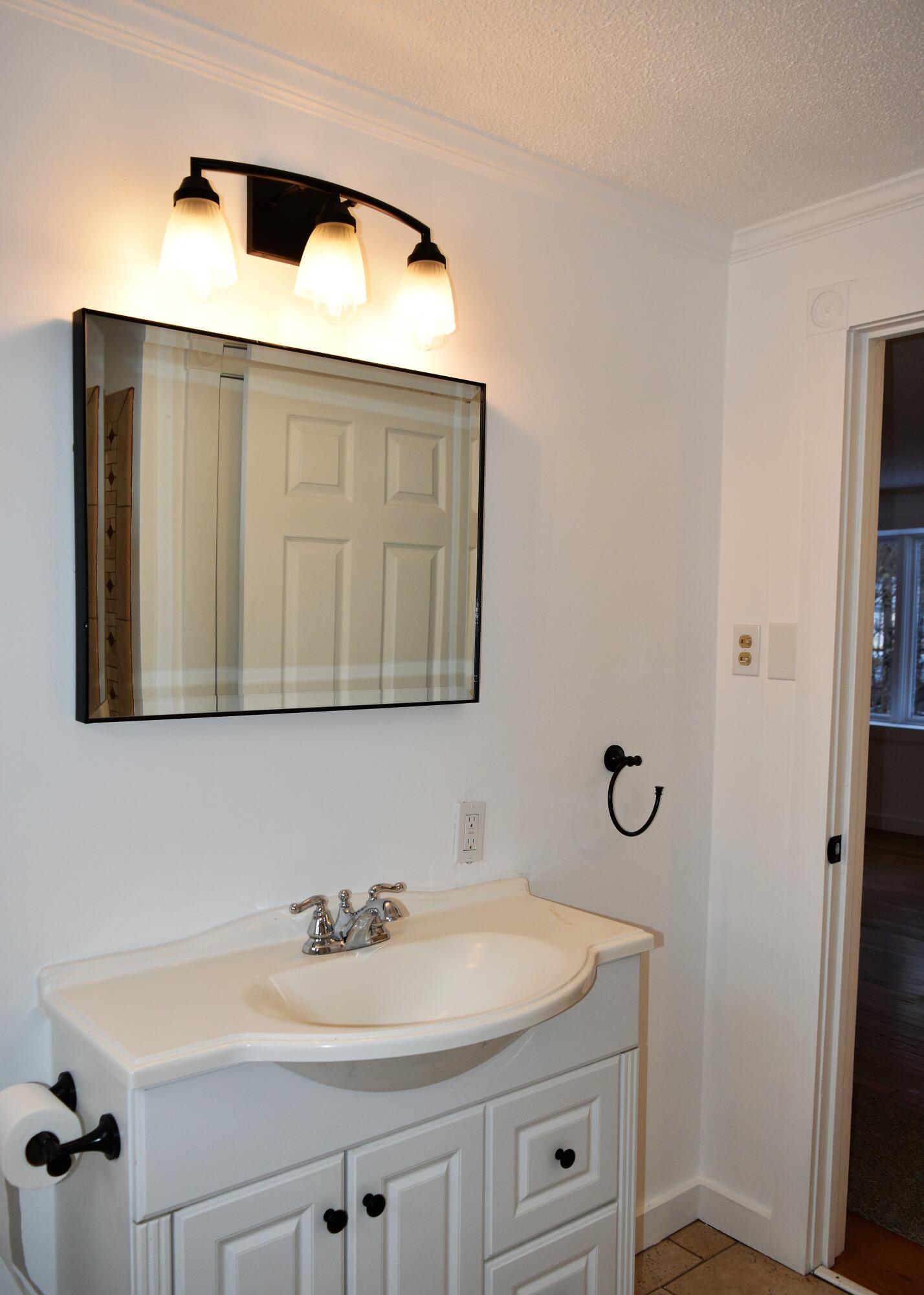 33 Ramsdell Road Gray, ME 04039 - Photo 21 of 57 Bathroom