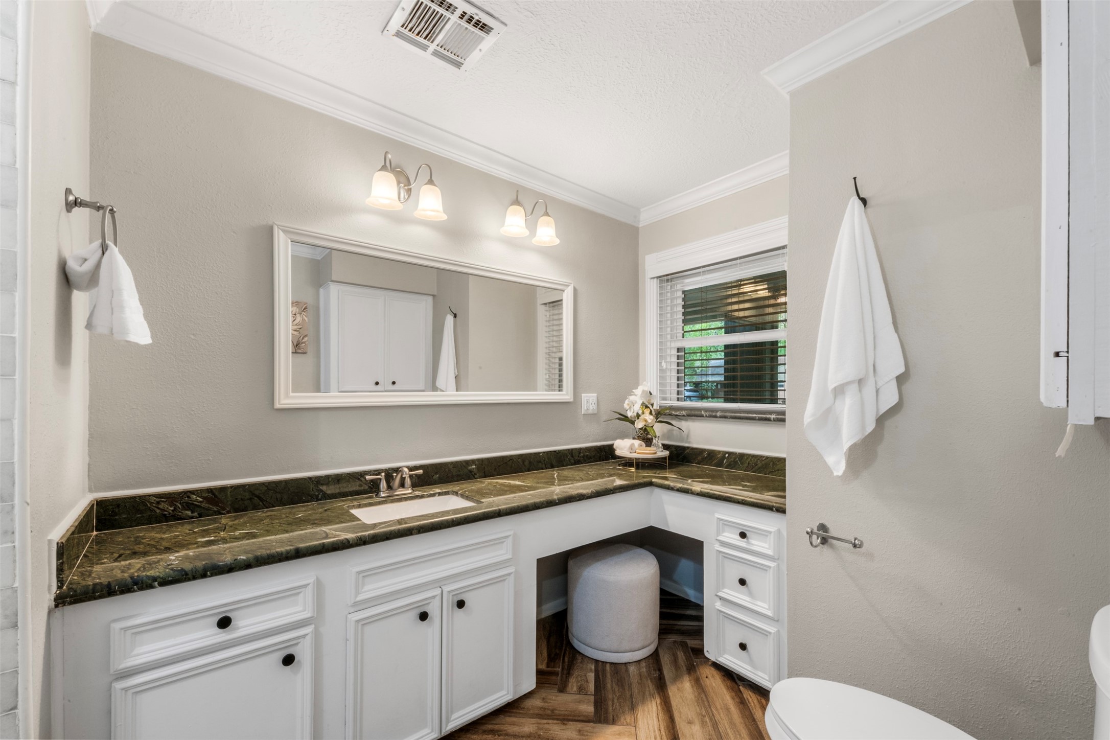 4307 Spellman Road Houston, TX 77035 - Photo 20 of 31 There is plenty of counter and cabinet space in the hall bathroom.