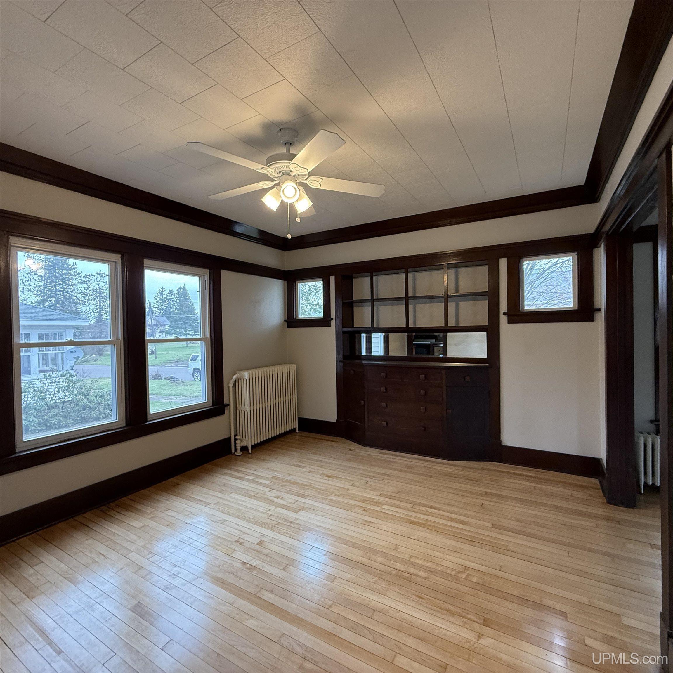600 Division Street Hurley, WI 54534 - Photo 9 of 58