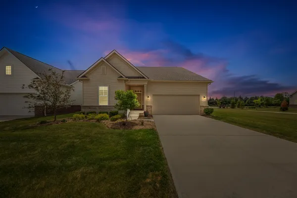 $490,000 | 3772 Park Creek Lane, Canton, MI 48188