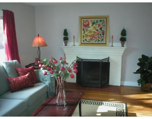 23 Townly Road Watertown, MA 02472 - Photo 2 of 7 Gallery Image 2