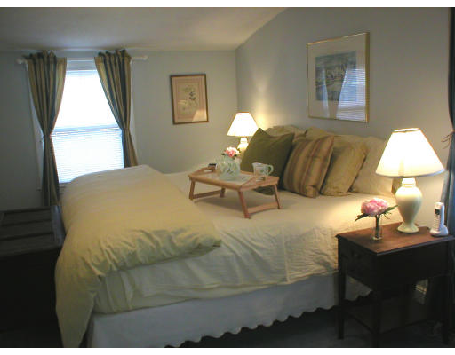23 Townly Road Watertown, MA 02472 - Photo 6 of 7 Gallery Image 6
