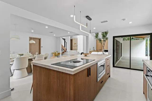 $1,600,000 | 2668 Northwest 41st Street, Boca Raton, FL 33434