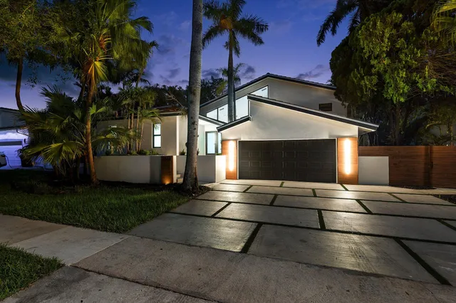 $1,600,000 | 2668 Northwest 41st Street, Boca Raton, FL 33434