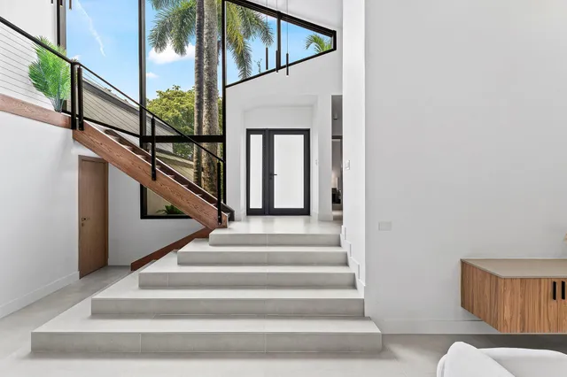 $1,600,000 | 2668 Northwest 41st Street, Boca Raton, FL 33434