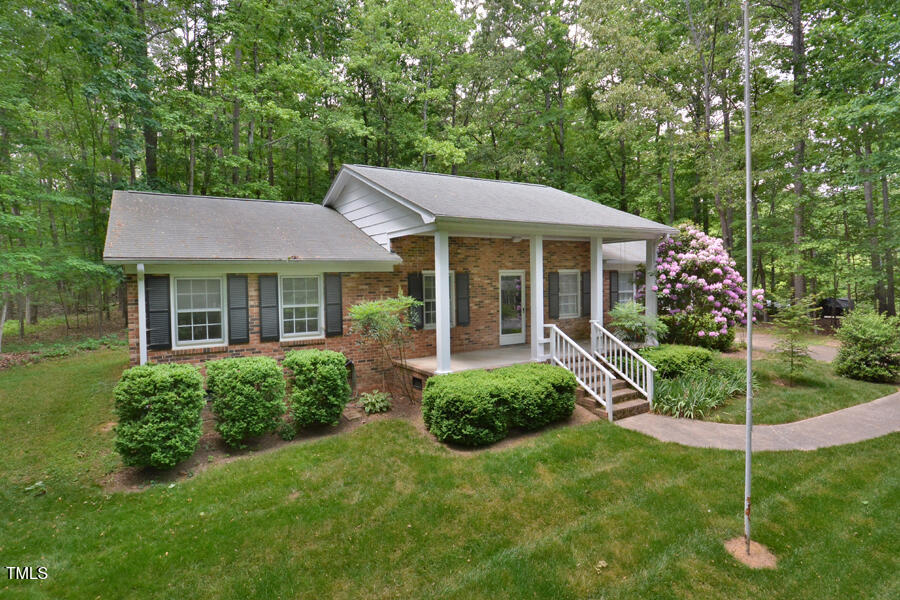 5825 Scalybark Road Durham, NC 27712 - Photo 41 of 44 DSC_9027