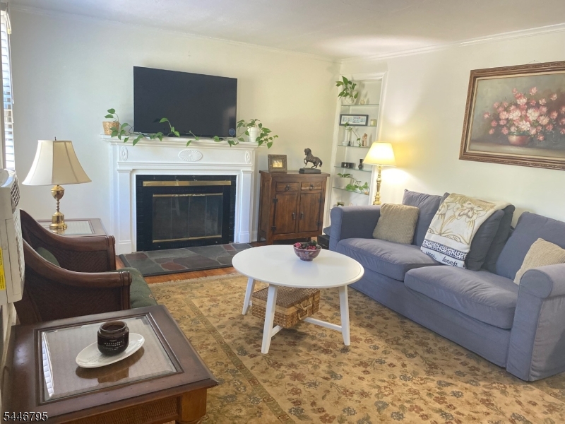 724 Springfield Avenue Summit, NJ 07901 - Photo 2 of 43 Gallery Image 2