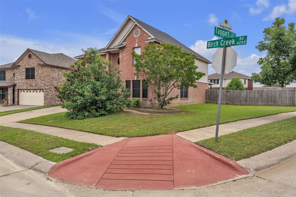 4254 Birch Creek Road Fort Worth, TX 76244 - Photo 3 of 39