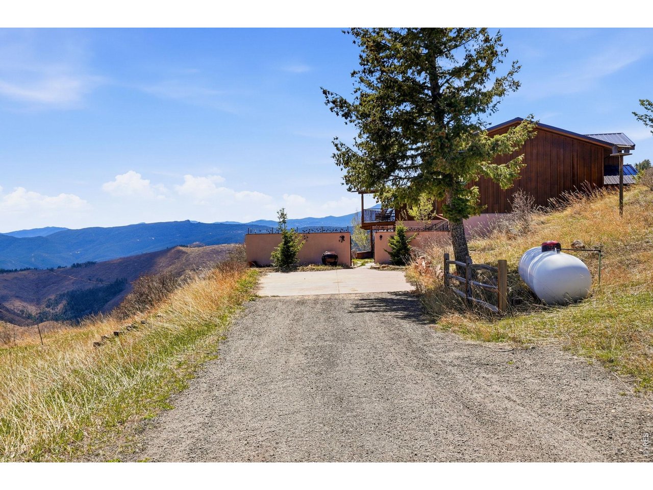 393 Dixon Road Boulder, CO 80302 - Photo 39 of 50 Level driveway/easy access