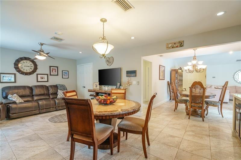 8930 Old Pine Road Boca Raton, FL 33433 - Photo 12 of 27 Photo 12