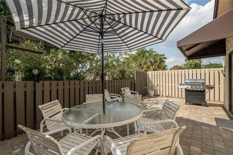 8930 Old Pine Road Boca Raton, FL 33433 - Photo 15 of 27 Photo 15