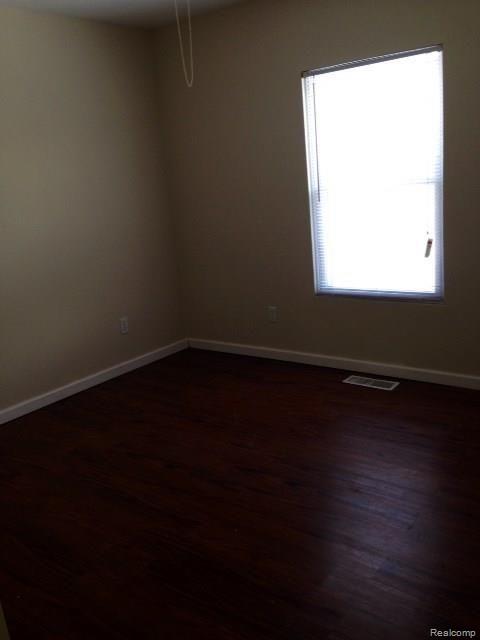 24214 Middlebelt Road New Boston, MI 48164 - Photo 14 of 15 image_4.jpg