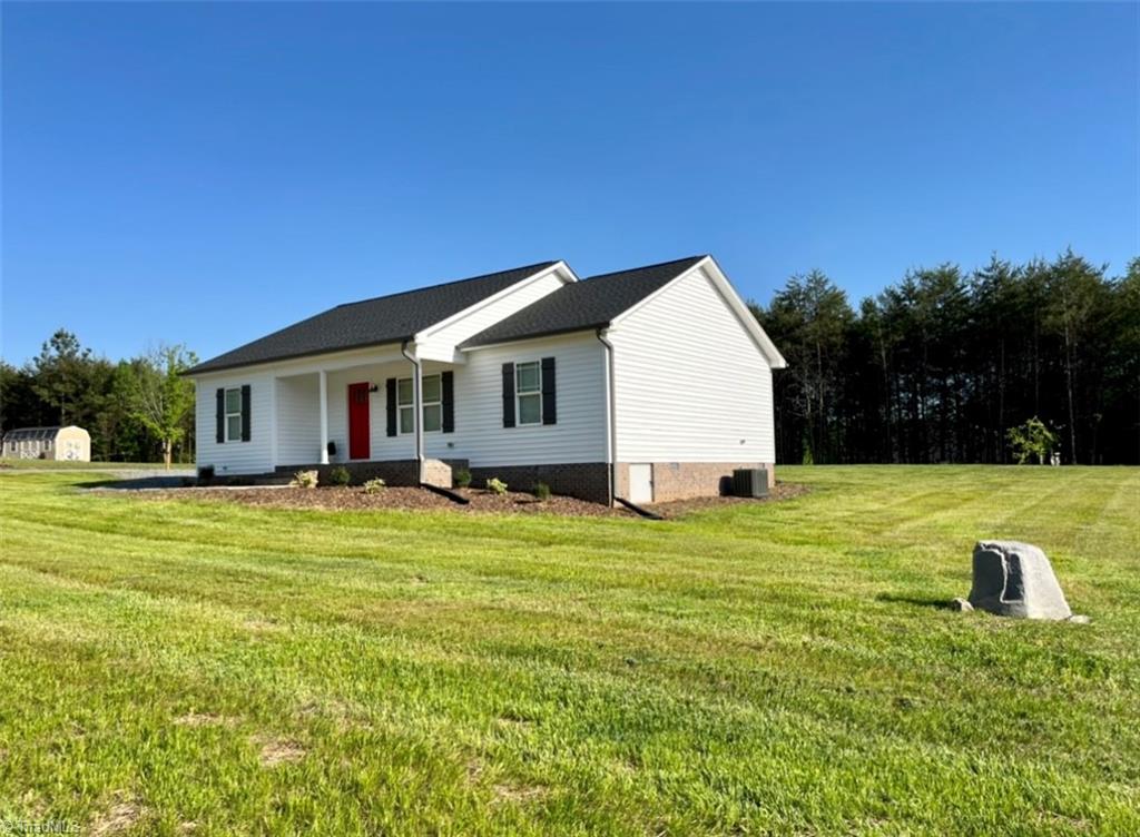 110 Delia Run Madison, NC 27025 - Photo 3 of 40