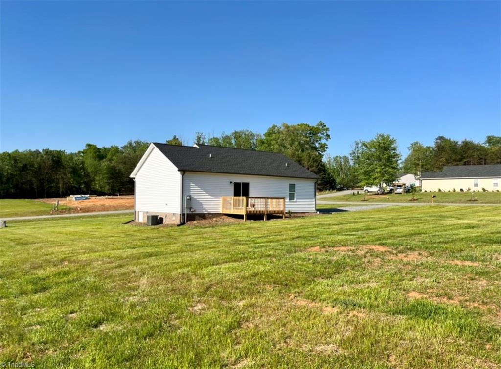 110 Delia Run Madison, NC 27025 - Photo 4 of 40