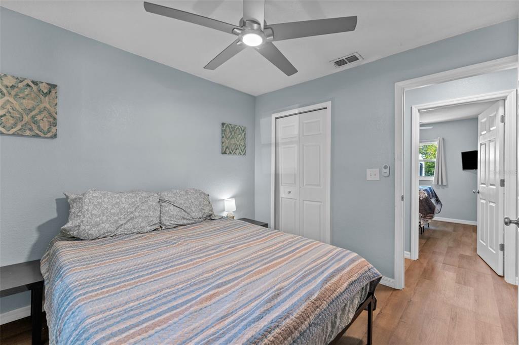 7425 Seagull Way Tampa, FL 33635 - Photo 19 of 34