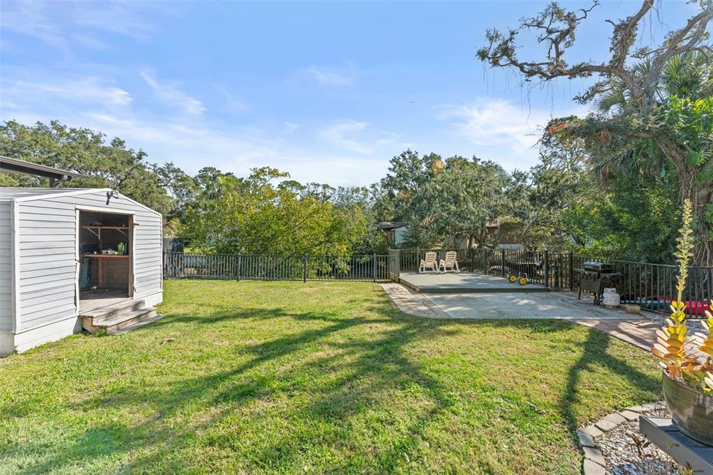 7425 Seagull Way Tampa, FL 33635 - Photo 26 of 34