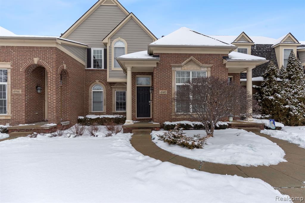 45493 North Stonewood Road Canton, MI 48187 - Photo 1 of 27