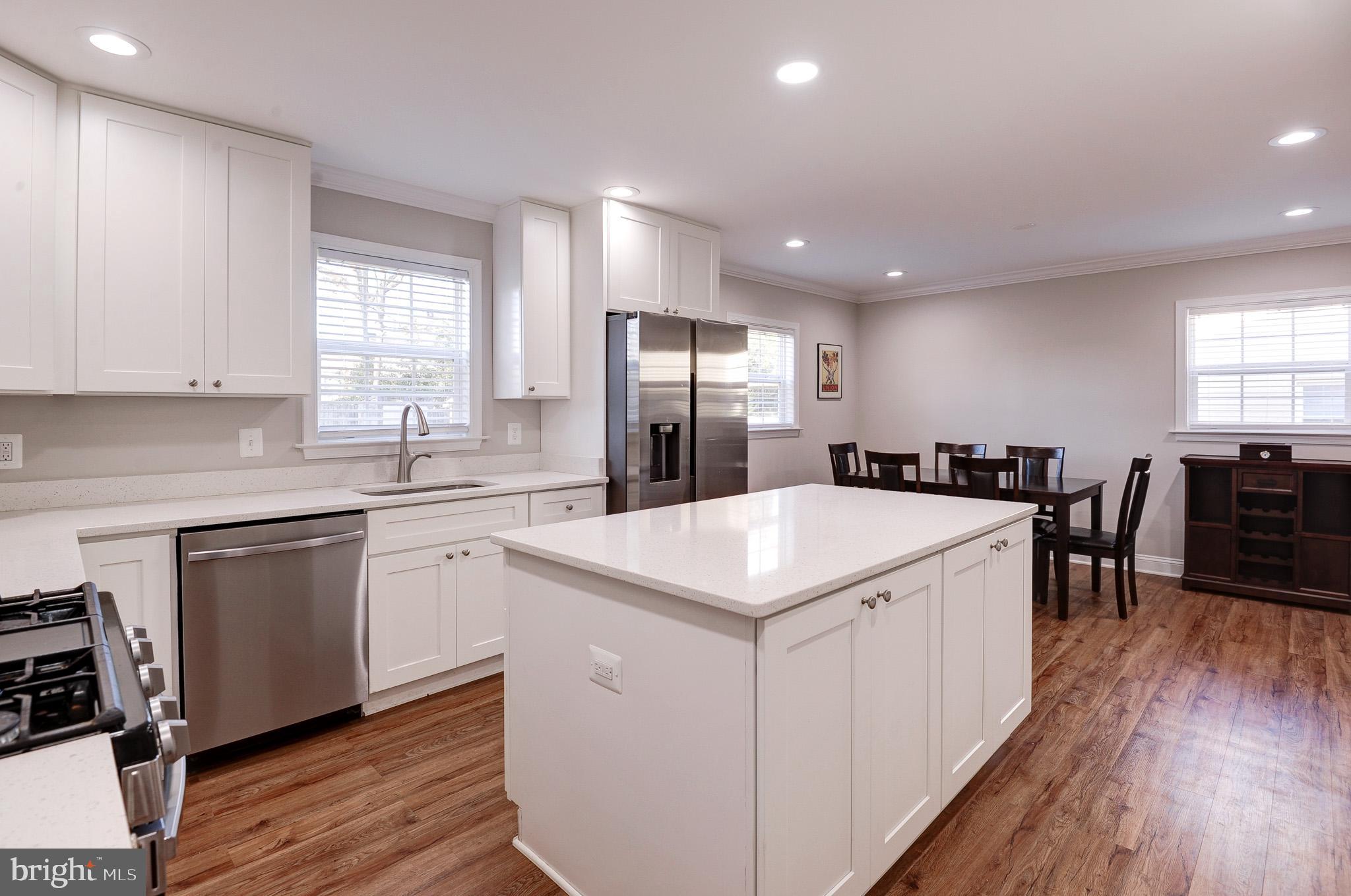 1926 Hull Road Vienna, VA 22182 - Photo 11 of 37 Gallery Image 11