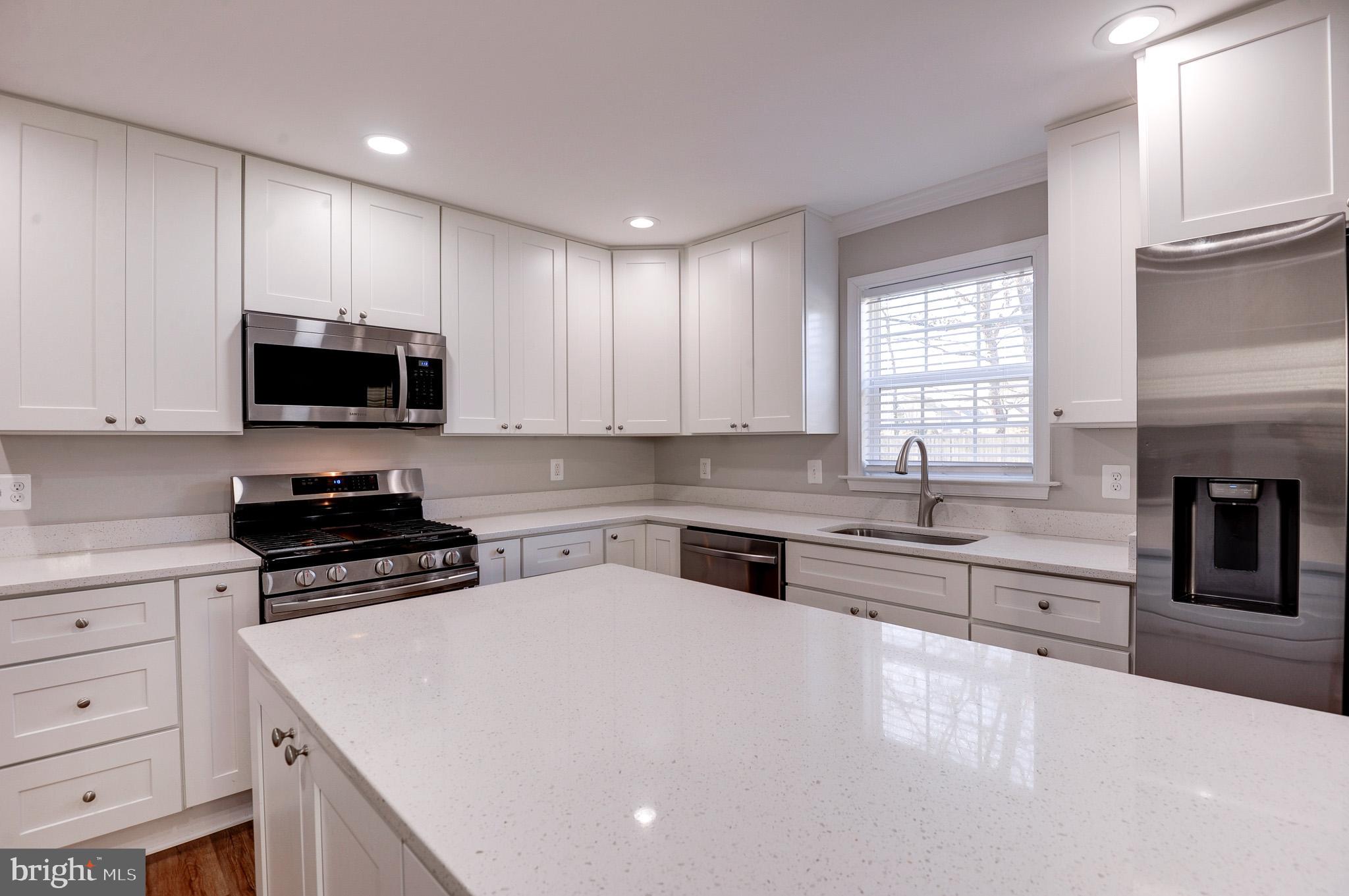 1926 Hull Road Vienna, VA 22182 - Photo 17 of 37 Gallery Image 17